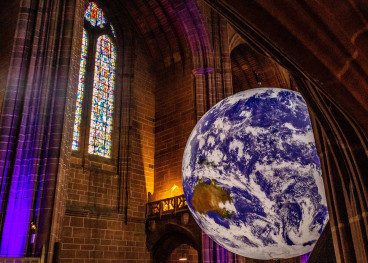 Gaia at Liverpoool Cathedral, for Liverpool City Council’s River Project 2019, photo by Phil Longfoot